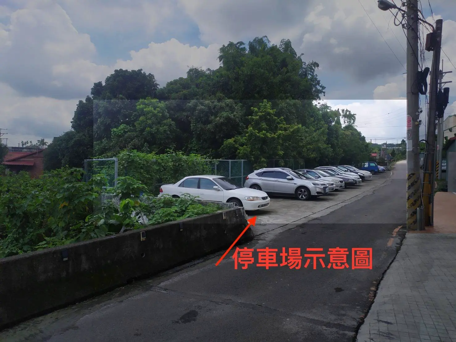 標準 席夢思 冷暖氣房－附共用免治衛浴 免費停車