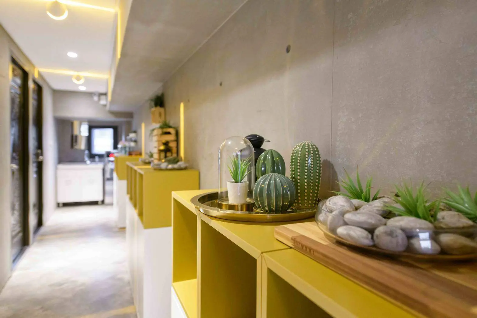 標準 席夢思 冷暖氣房－附共用免治衛浴 免費停車