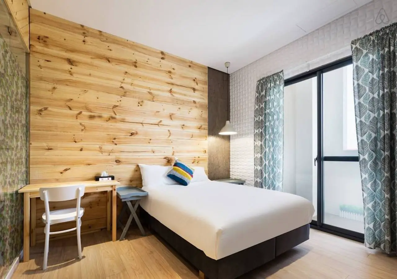 豪華 席夢思 電梯套房 －附私人 免治衛浴