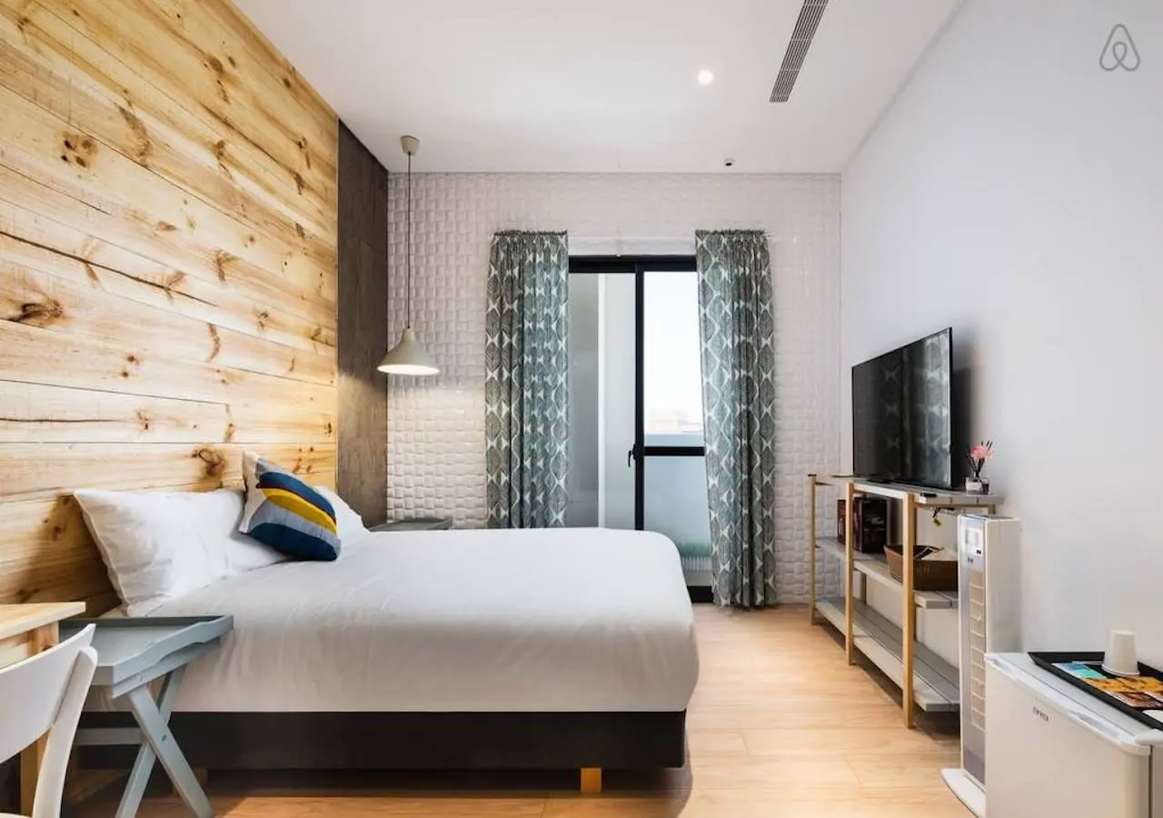 豪華 席夢思 電梯套房 －附私人 免治衛浴