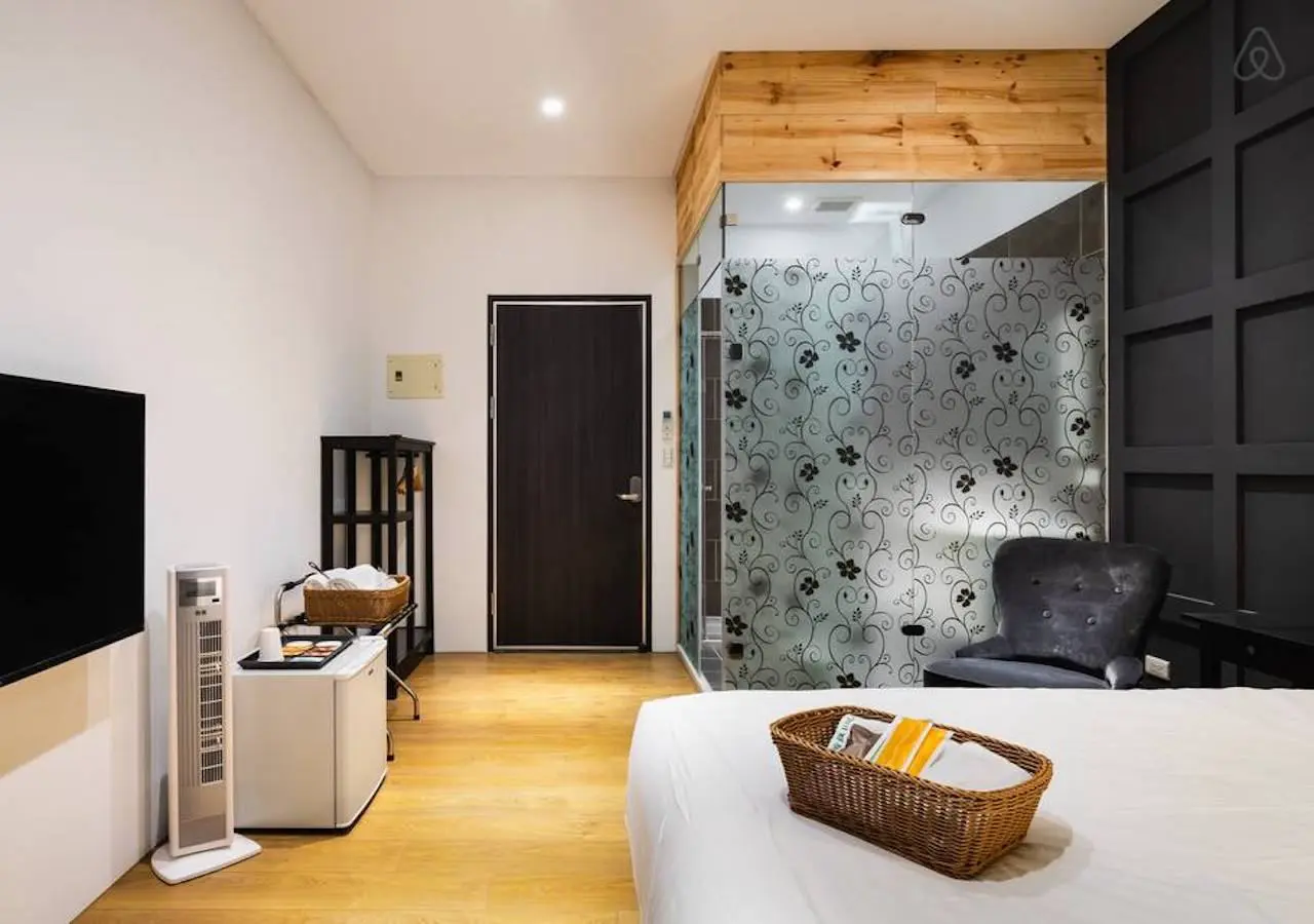 豪華 席夢思 電梯套房 －附私人 免治衛浴