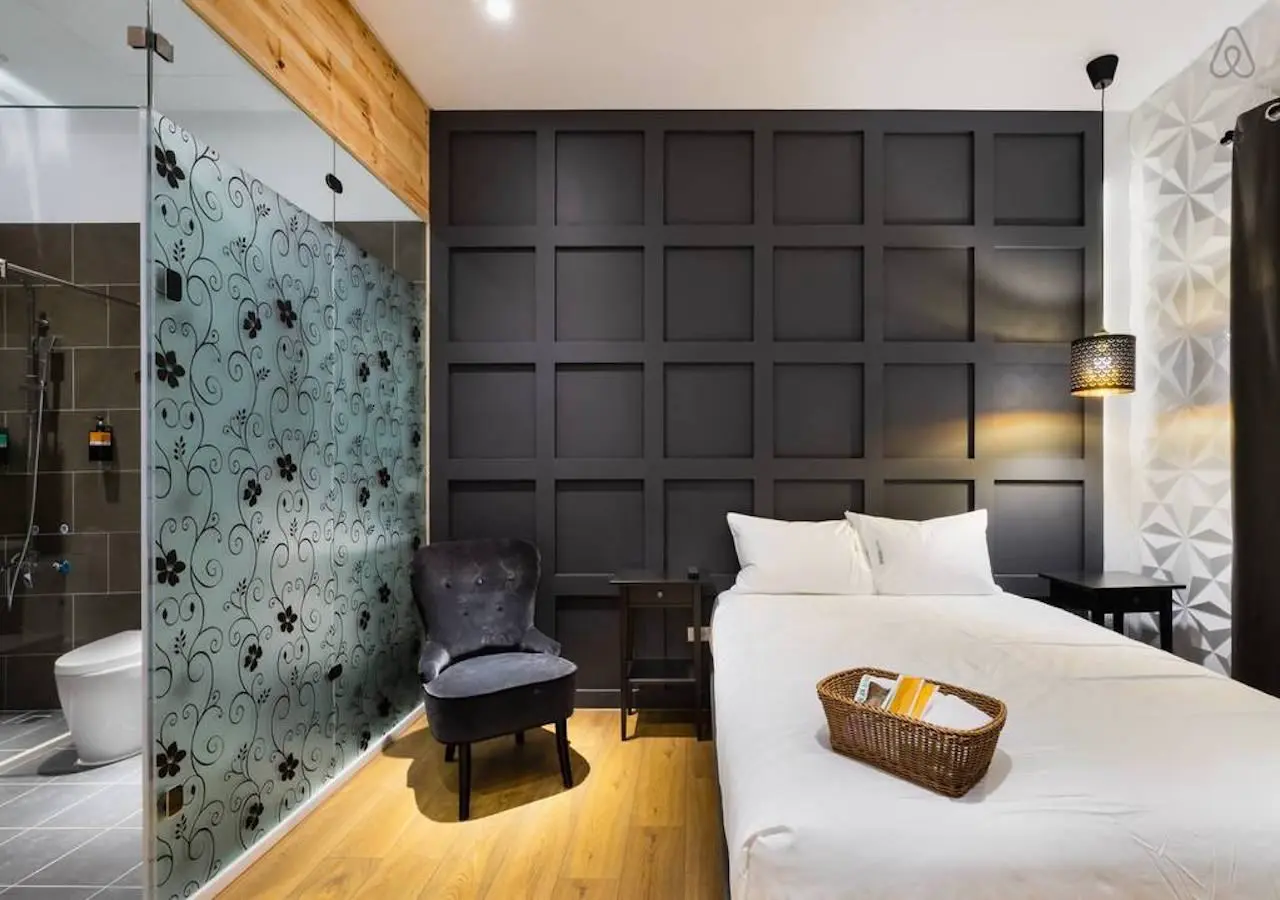 豪華 席夢思 電梯套房 －附私人 免治衛浴